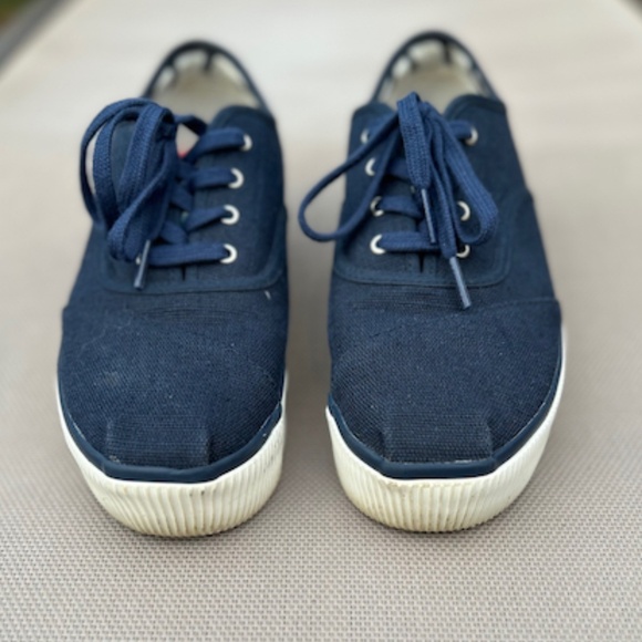 TOMS Navy Canvas Sneakers - Picture 9 of 9